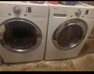 LG Front Load Washer & Dryer Set – Like New! Must Go ASAP!