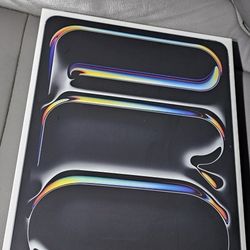 Brand New Ipad Pro M4 13 Inch 512 GB  Wifi +Cellular Unlock