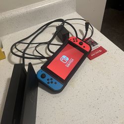 Nintendo Switch 