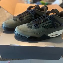 JORDAN 4 UNDEFEATED MENS Size 12