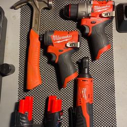 Milwaukee 12v brushless Set 