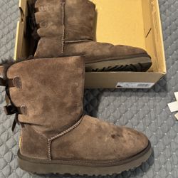 Brown UGG Boots with Bow accents