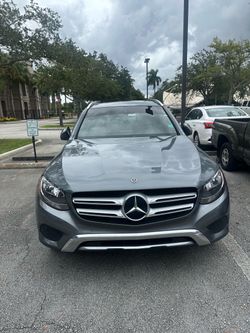 2019 Mercedes GLC 300