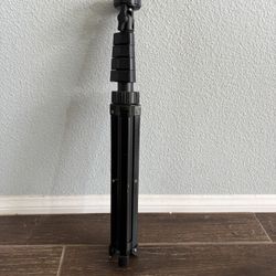 Tripod.