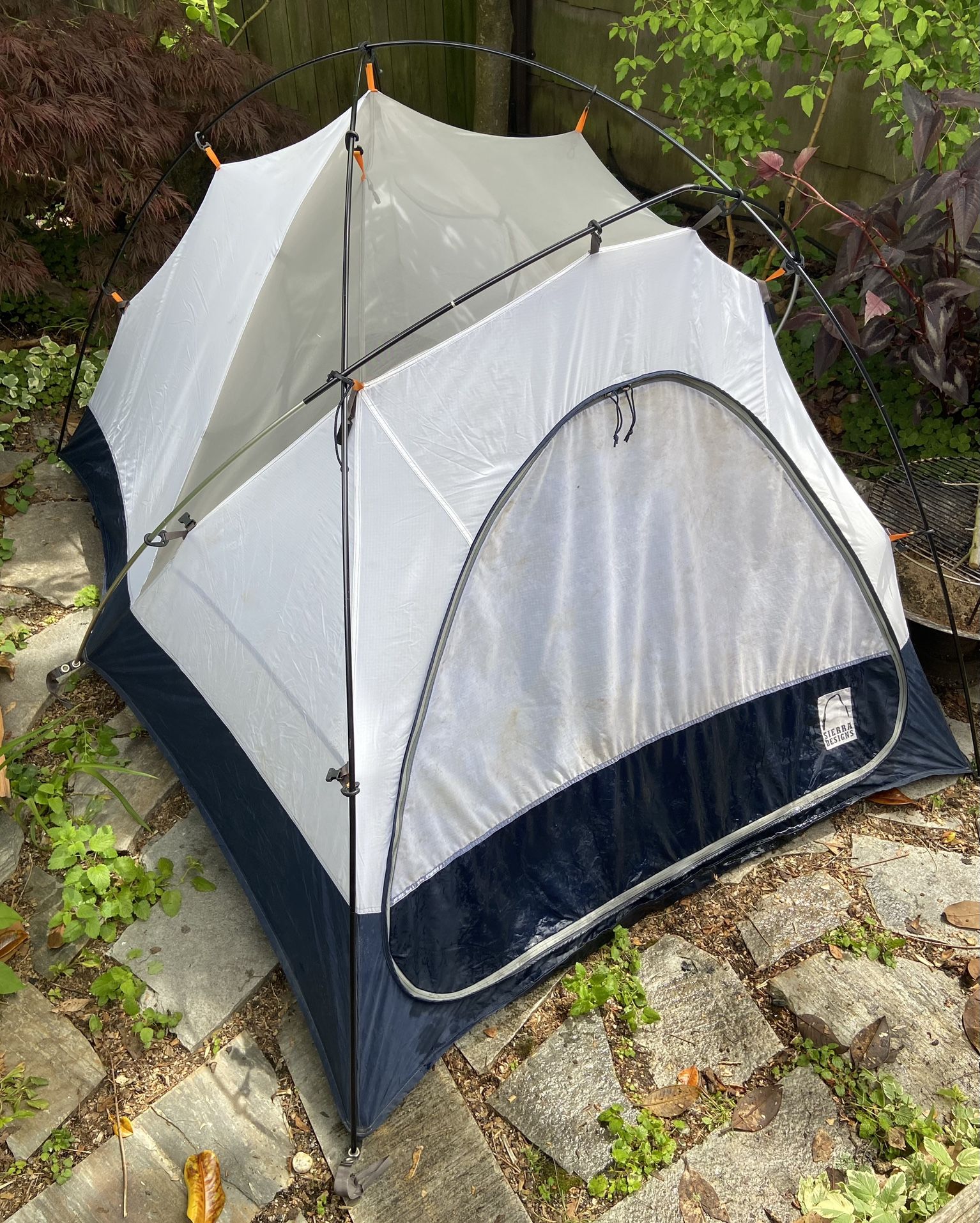 Sierra designs Omega CD 2-3 Person Tent for Sale in Seattle Sierra designs Omega CD 2-3 Person Tent for Sale in Seattle