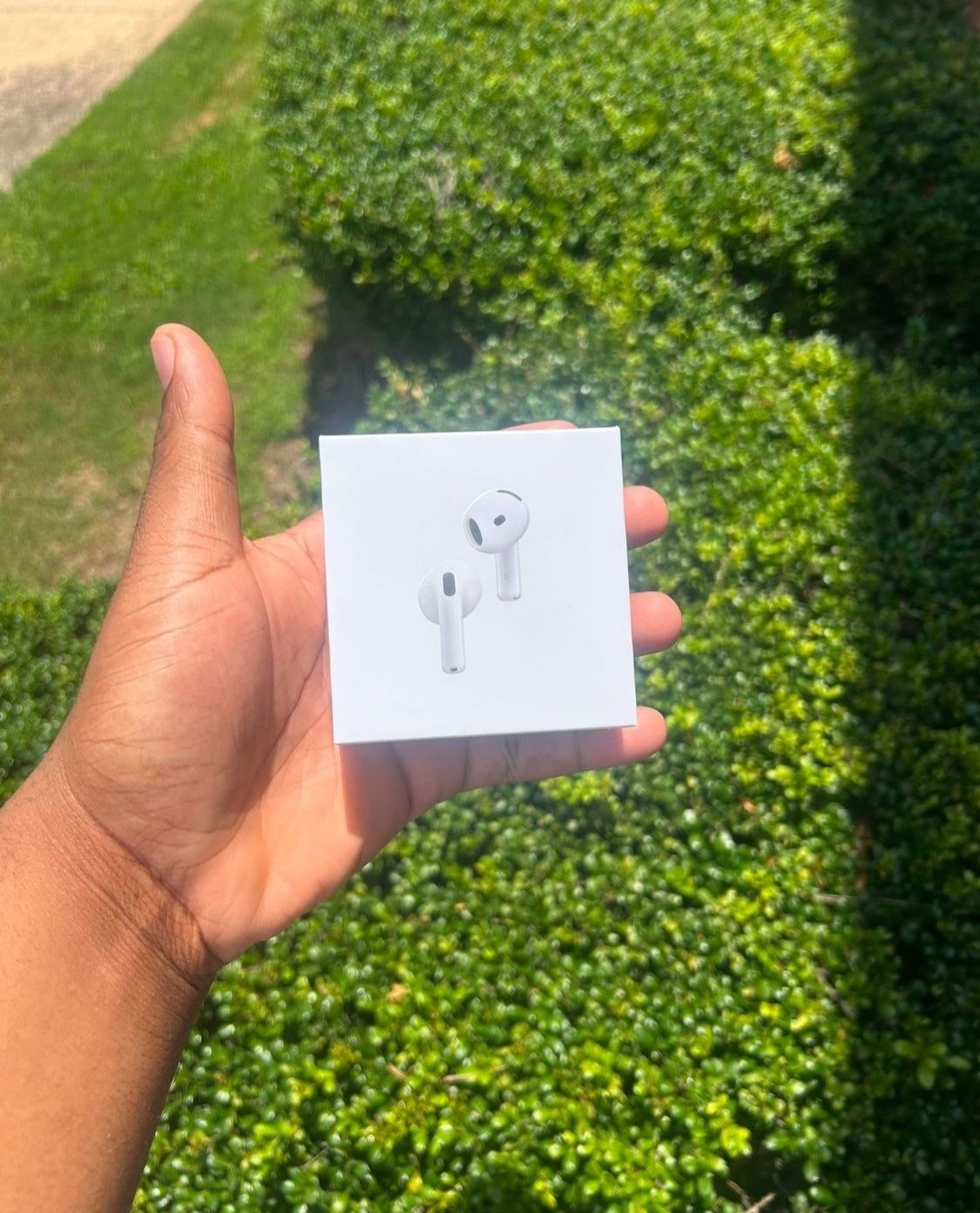 AirPods 4