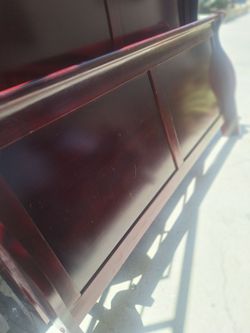 Bed Frame (Queen)