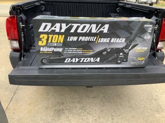 NEW  Daytona 3 ton low profile long reach floor jack