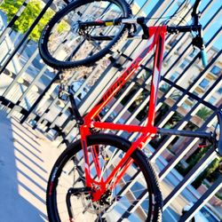 Specialized Custom Mtn Bike 28in h Large Front suspension Disc Brakes Gelled Seat