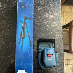 Bosch 50ft Red Self Leveling Line Generator And Tripod 