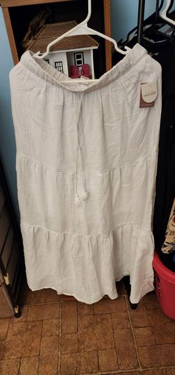 MAXI SKIRT  SIZE  L Falda. L