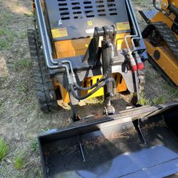 Mini Skidsteer