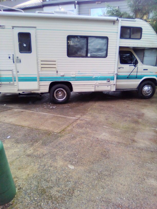 1992 Ford E350 Jamboree Searcher