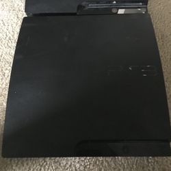 PlayStation 3 120 GB (PS3) + 2 Remotes