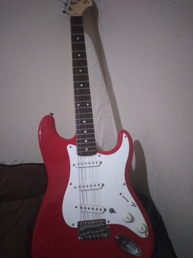 Squire Full Sized Strat