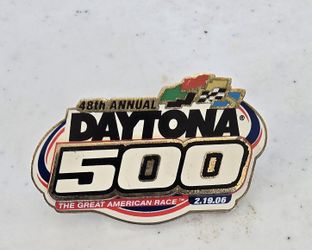 Vintage Daytona Club hat or Label pin