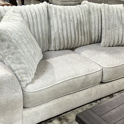 2pc Ultra Plush Sofa And Loveseat Set