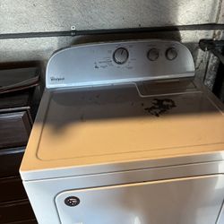 Whirl Pool Gas Dryer 
