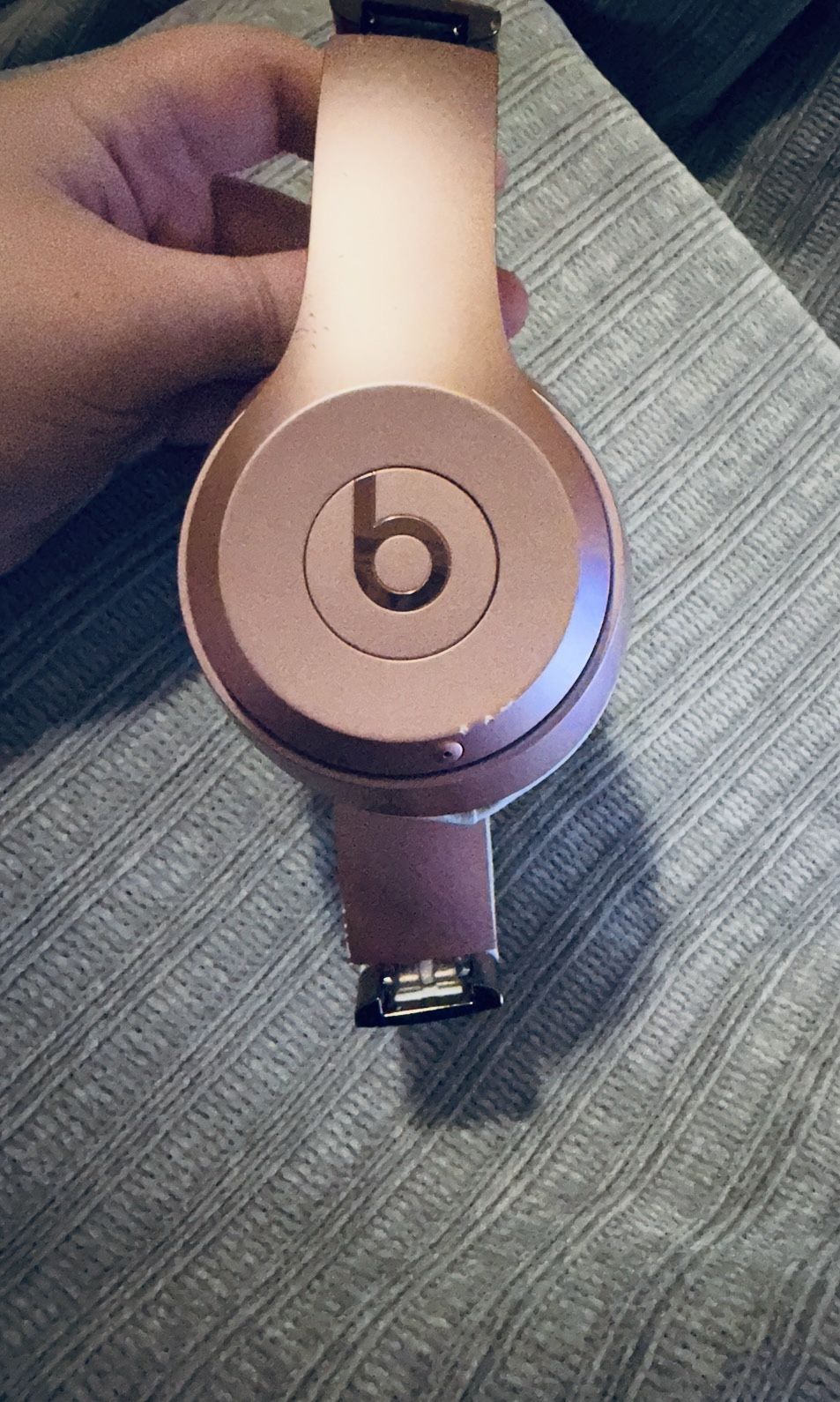 Rose Gold Beats Solo 3