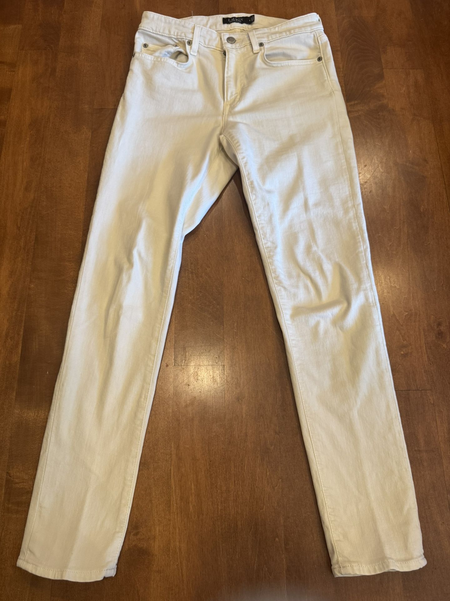 Women’s Lauren by Ralph Lauren cream colored skinny jeans shipping available