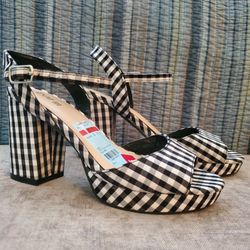 Bar III Gingham Chunk Heel Sandals