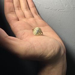 Gold Ring 
