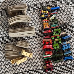 Thomas And Friends Trains And Tracks