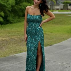 SHERRI HILL (size 0-2) (color: jade) (worn 1 time aside from try on’s)
