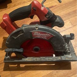 Milwaukee Fuel  Circular Saw