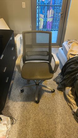 Desk chair