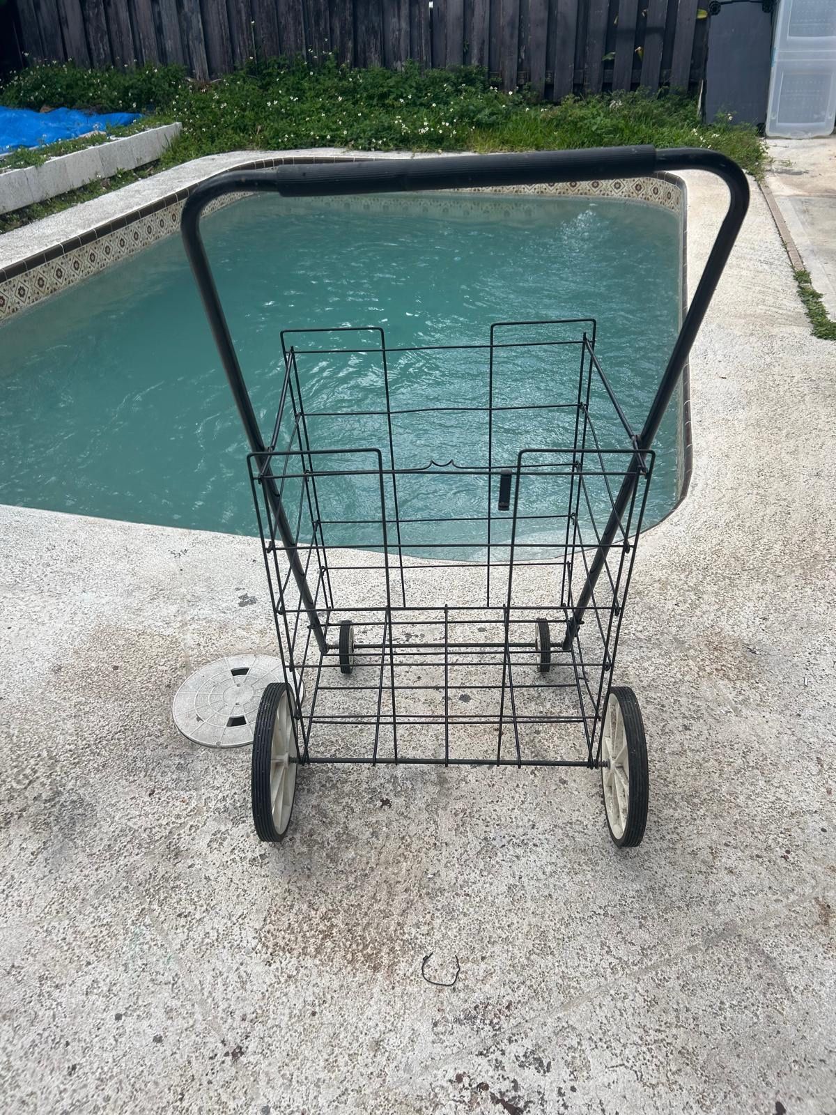 Black Wire Folding Shopping Cart