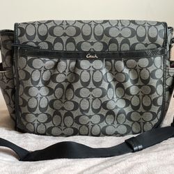 Coach Signature Messenger Diaper Baby Tote Crossbody Bag Black