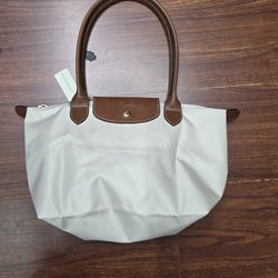 Longchamp   size L