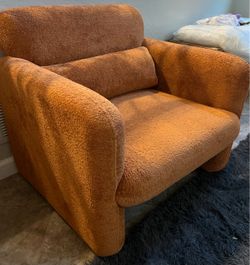 2 accent chairs