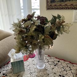 Beautiful Glass Vase With Elegant Flowers 