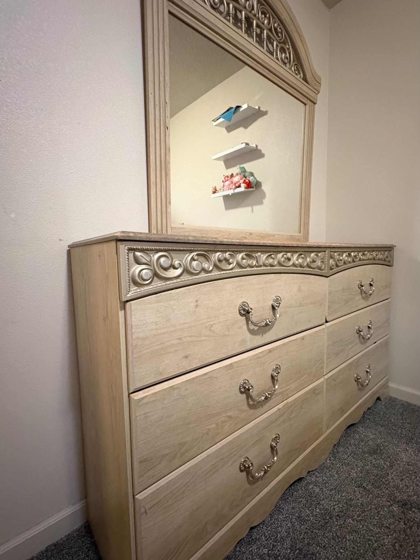 bedroom set