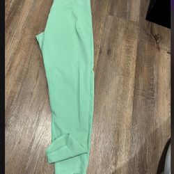 Zelle Leggings Size Large