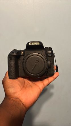 Canon 77D