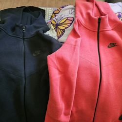 Nike Tech Fleece 
