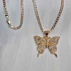 Beautiful Buterfly Necklace 14K Gold Laminated High quality material