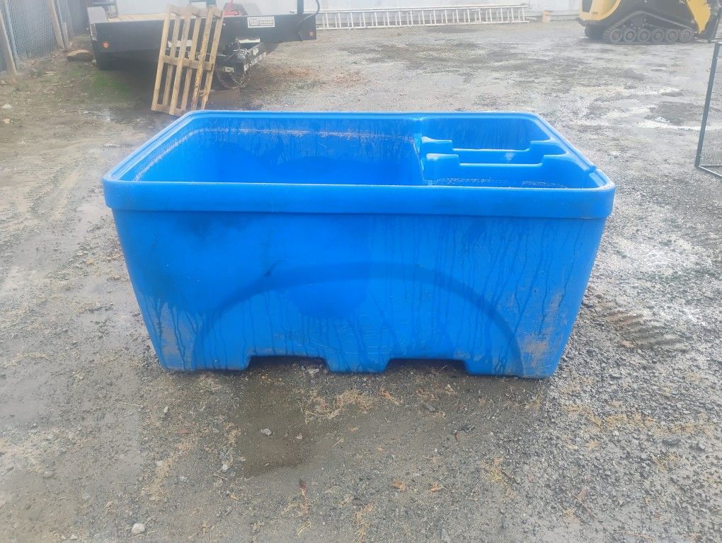 Nursery Pro Fish Breeding Tank