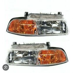 Chrysler Cirrus Headlight Set