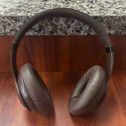 Beats Studio Pro