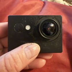 GoPro (???) Action Camera w/ 64 gig SD memory card 