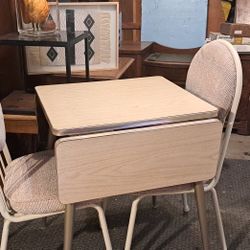 Mid Cent Mod 1950s Drop Leaf Table With 2 Chairs