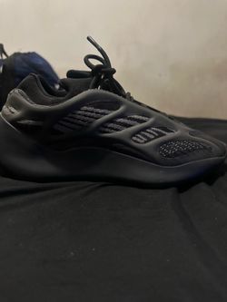 yeezy 700
