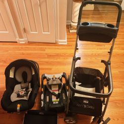 Chicco Infant Car Seat, Base & Stroller Combo (Bonus: Winter cover + Arch Toy)