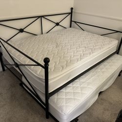 Trundle Bed - Double/Twin Bed