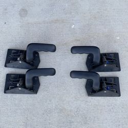 03-06 Tahoe/Yukon Door Handles 