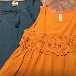 Woman’s  / Juniors  Top Bundle